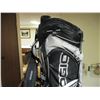 Image 2 : New golf bag with pegs (no golf clubs)