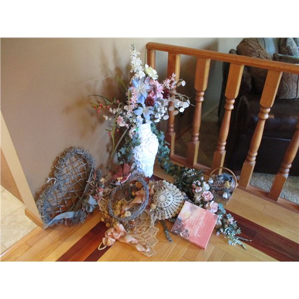 Artifical flowers ceramic? Vase