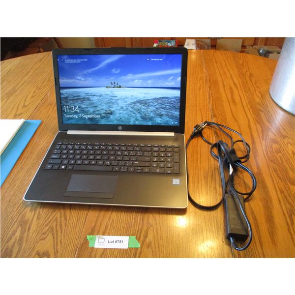 (New) HP laptop model 15-da0093 ca