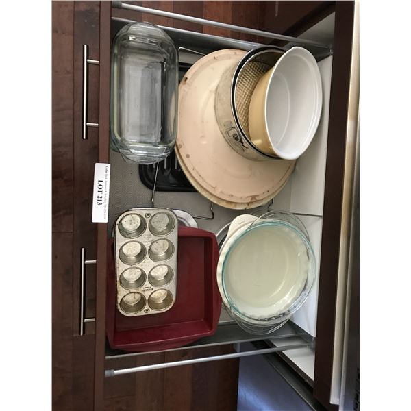 Pie Plates, Muffin Pans, Glass Meal Prep Containers Etc
