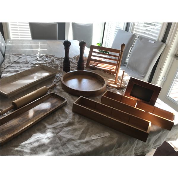 Rolling Pin, Lg Salt/Pepper Shakers, Paper Towel Holder, Wood Serving Trays, Boxes & Picture Frame