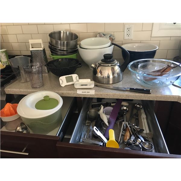 Royal Doulton Bread Knife, Mixing Bowls, Metal Kettle, Grater, Salad Spinner, Kitchen Utensils, Meas