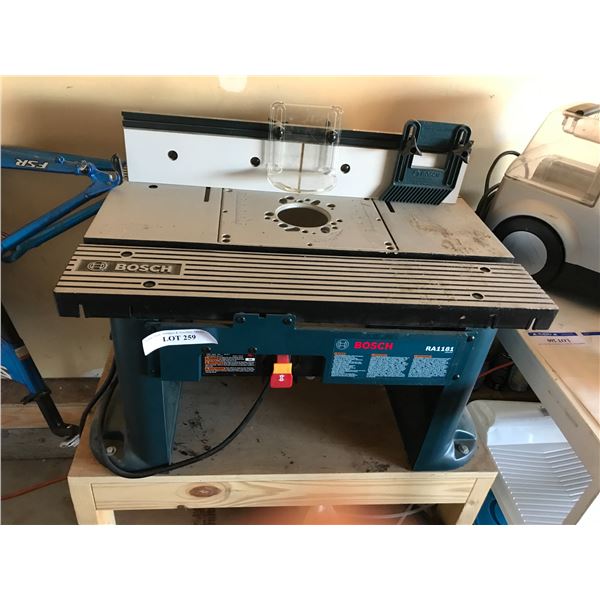 Bosch RA 1181 Router (Missing 1 Part)