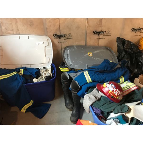 Huge lot of Men's Work Clothes & Boots ( 2 Totes)