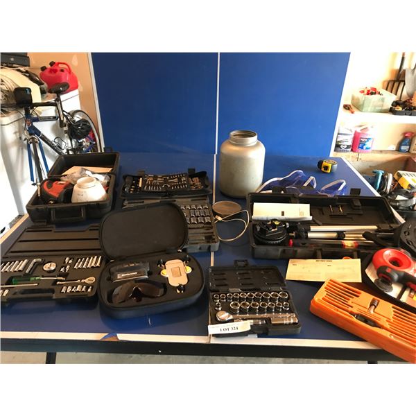 Black & Decker Laser Bullseye Stud Finder, Airless Sprayer, Socket Wrench Sets, Hawkeye & Jobmate La