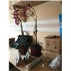 Image 6 : Metal Magazine Rack, Finials, Wood Blind, 2 Metal Chairs, Food Saver Vacuum Sealer/Bags, Silk Plants