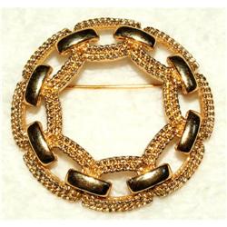 Large Vintage Goldtone Monet Wreath Pin/Brooch #2068576