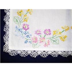 ANTIQUE TABLE RUNNER - EMBROIDERY & LACE #2081013