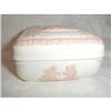 Image 1 : WEDGWOOD QUEENSWARE CREAM & PINK DRESSER BOX #2083572