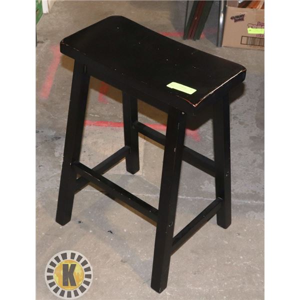 WOOD STOOL (SEAT HEIGHT 23.5")