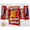 Image 1 : BAG OF ASSORTED CANDY INCLUDES SKITTLES &TWIZZLERS