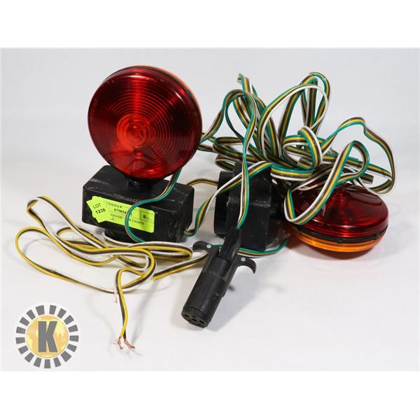 TWO MAGNETIC TOW LIGHTS (UNTESTED)