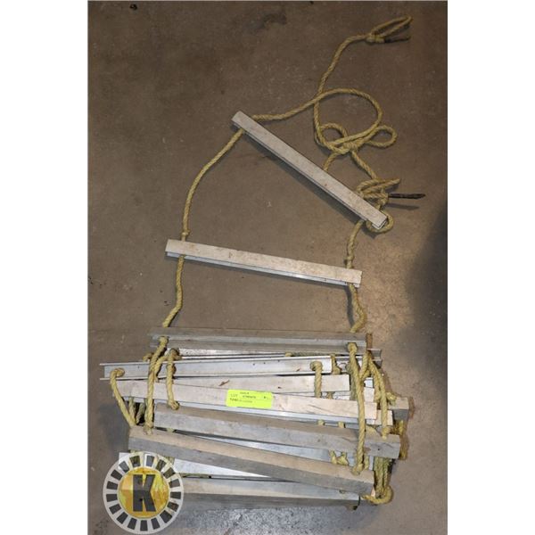 LONG ROPE LADDER
