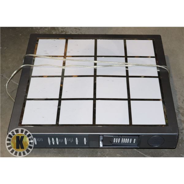 LIGHT BOARD FOR USE WITH AUTISTIC THERAPY