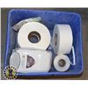 Image 1 : BIN OF BATHROOM SUPPLIES