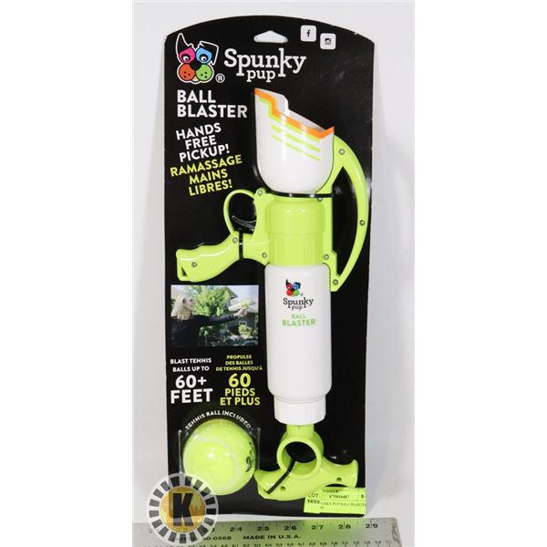 NEW SPUNKY PUP BALL BLASTER DOG TOY