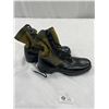 Image 2 : Vintage Pair of Size 9 Military Boots