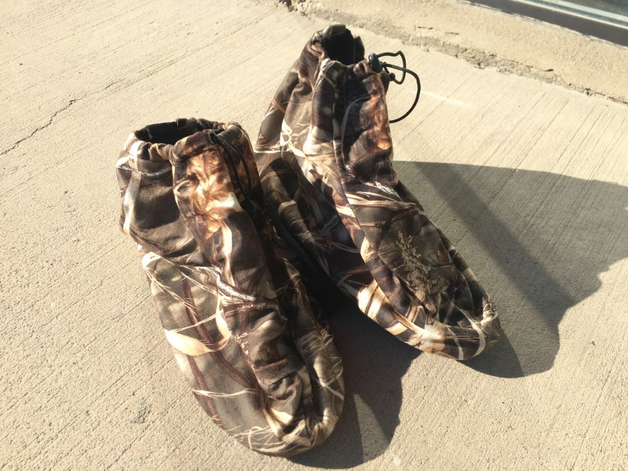 Camo hunting cover Warm hunting boot Covers NEW