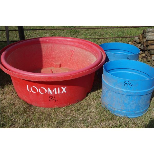 Loomix Tub & 2 Blue Tubs.