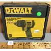 Image 1 : DEWALT 3/8 INCH IMPACT WRENCH - CORDED - NEW