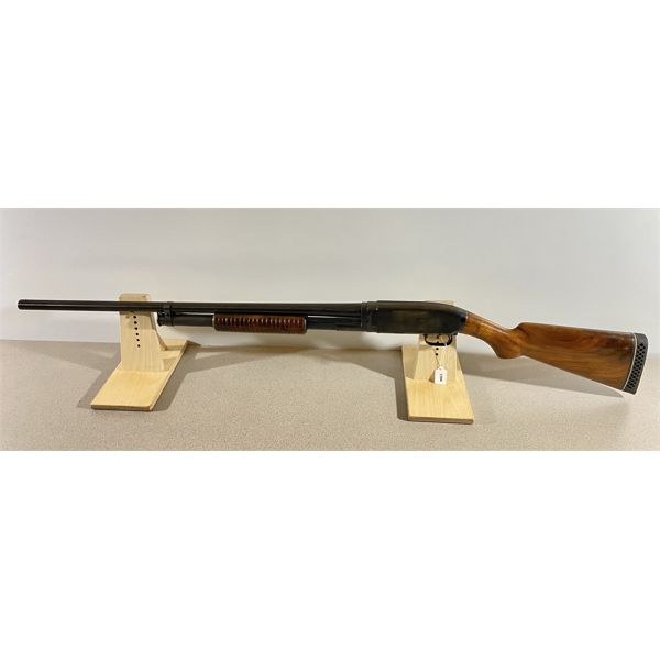 WINCHESTER MODEL 12 IN 12 GA