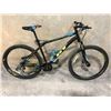 Image 2 : BLACK GT AGGRESSOR 24 SPEED, 18" FRAME, FRONT SUSPENSION, DISC BRAKES MOUNTAIN BIKE