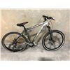 Image 2 : GREY AND SILVER TREK SERIES 4, 14 SPEED, 17" FRAME, FRONT SUSPENSION MOUNTAIN BIKE
