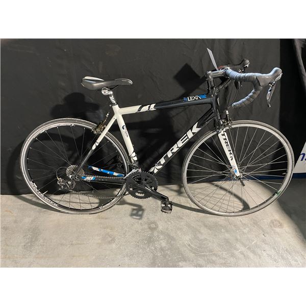 WHITE / BLACK TREK LEXA SLX, 20 SPEED ALUMINUM FRAME ROAD BIKE