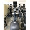 Image 2 : PRECOR EFX COMMERCIAL ELLIPTICAL TRAINER WITH DIGITAL DISPLAY