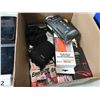 Image 1 : LOT OF MISC. ELECTRONICS AND DISPOSABLE BATTERIES