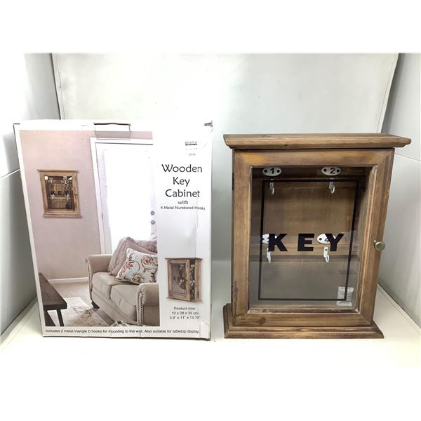 Woodne Key Cabinet
