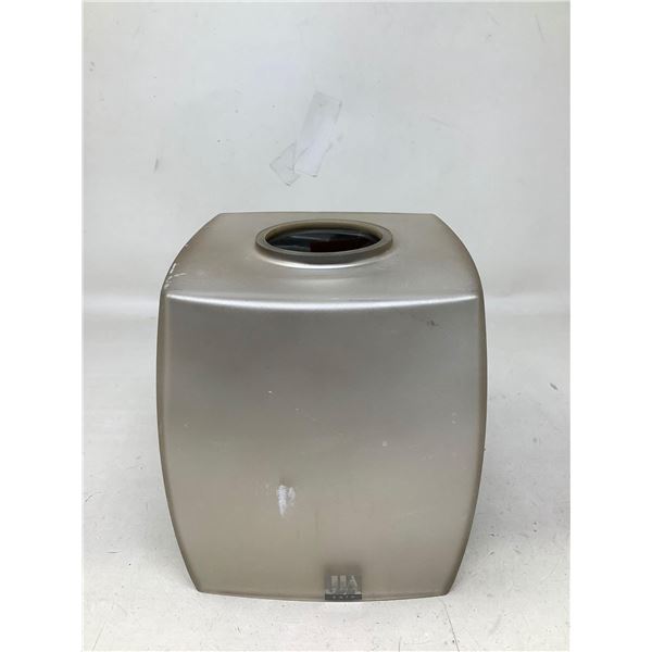 Brioney Tissue Cover