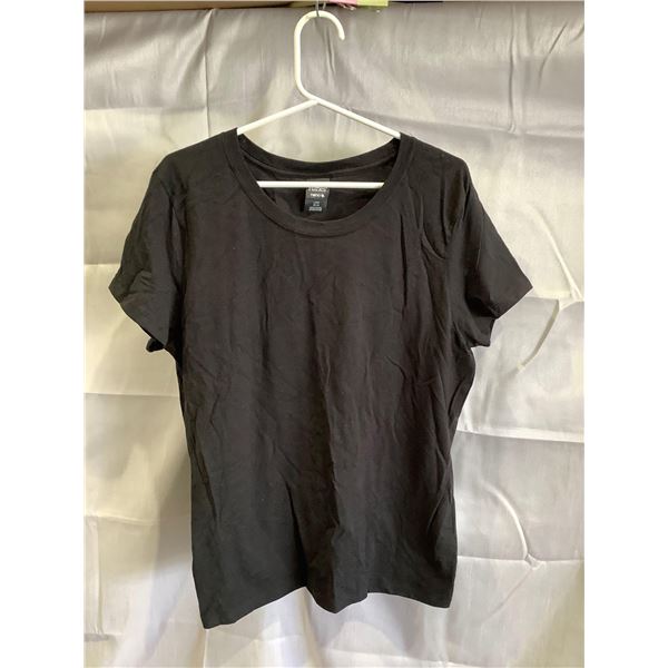 Hanes Nano T Shirt Size L