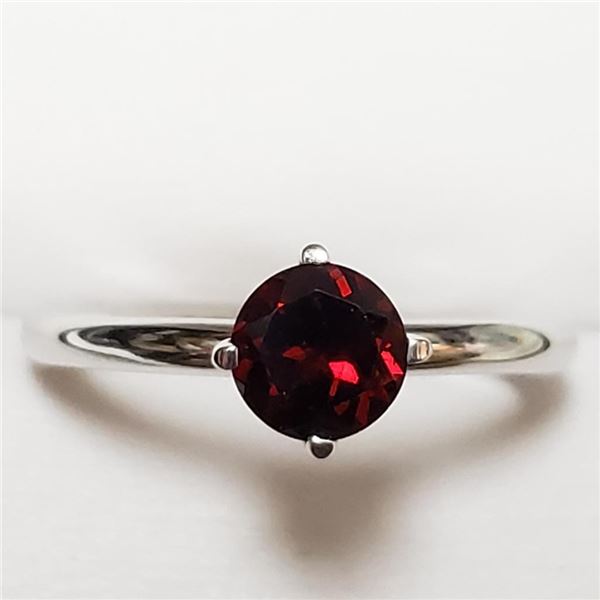 $300 Silver Garnet(0.9ct) Ring