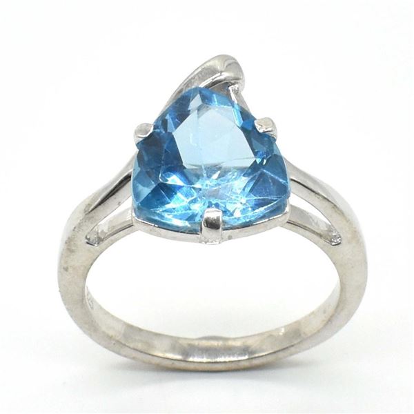Silver Blue Topaz(3.6ct) Rhodium Plated Ring (~weight 3.65g)