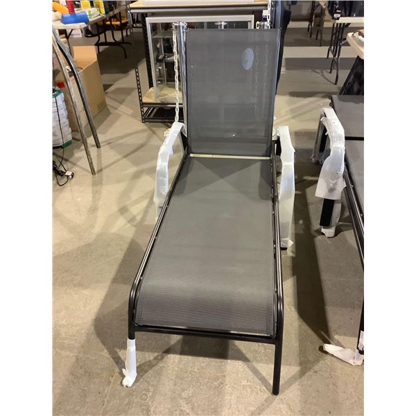 Style Selections Chaise Lounge (Visible Damage)