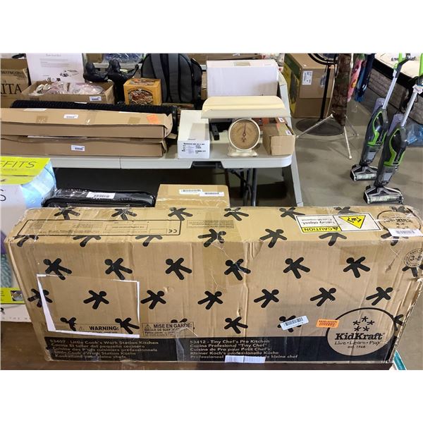 Kid Kraft Tiny Chef's Pro Kitchen Play Set