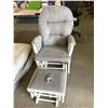 Image 1 : Rocking Chair w/ Foot Stool