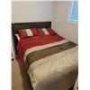 Image 1 : Queen size bed including mattress and bedding.