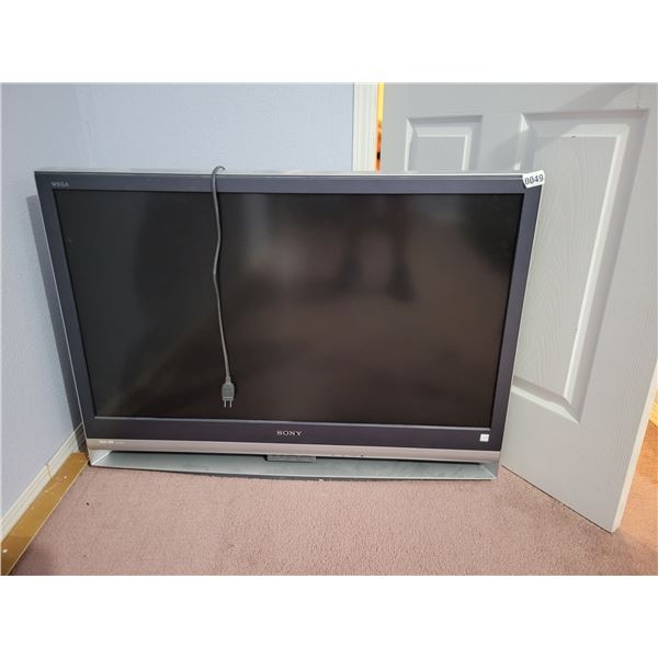 Sony 42" Flatscreen Tube TV