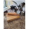 Image 3 : Kettle - Cutting Board - Rolling Pin - Bowls - etc?