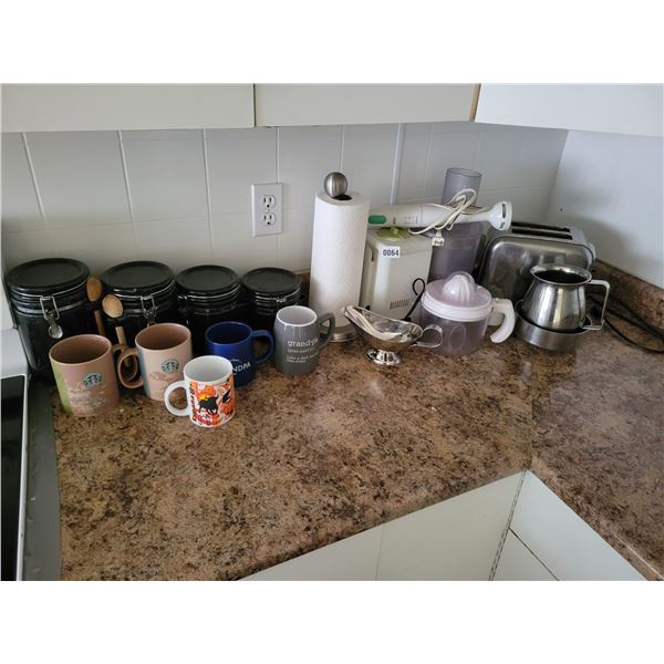 Kitchen Canisters - Mugs - Toaster - Braun Mixer - etc?