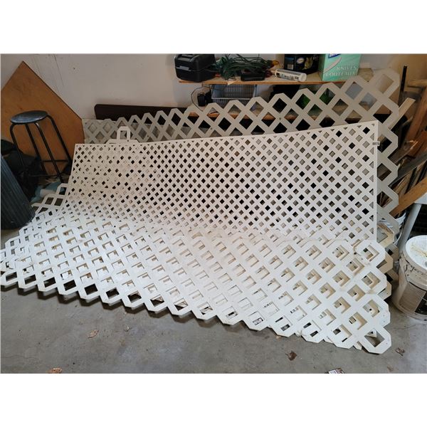 Assorted Styles & Sizes of Lattice