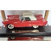 Image 3 : 1955 FORD THUNDERBIRD DIECAST IN DISPLAY CASE