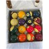 Image 2 : Pool cues & Pool Balls