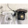 Image 2 : 2 Rotary Phones