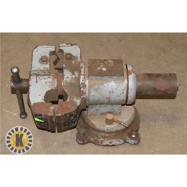 HEAVY DUTY SWIVEL 5" PIPE VISE