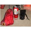 Image 1 : 10LB FIRE EXTINGUISHER WITH WALL MOUNT