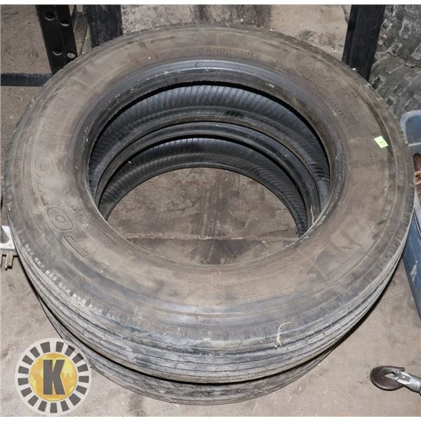 PAIR OF TOYO 225/70R19.5 TIRES