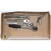 Image 1 : FLAT OF RATCHETS AND SOCKET EXTENSIONS